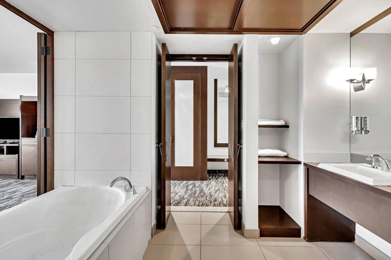 Hotel Mortagne Boucherville Kültér fotó