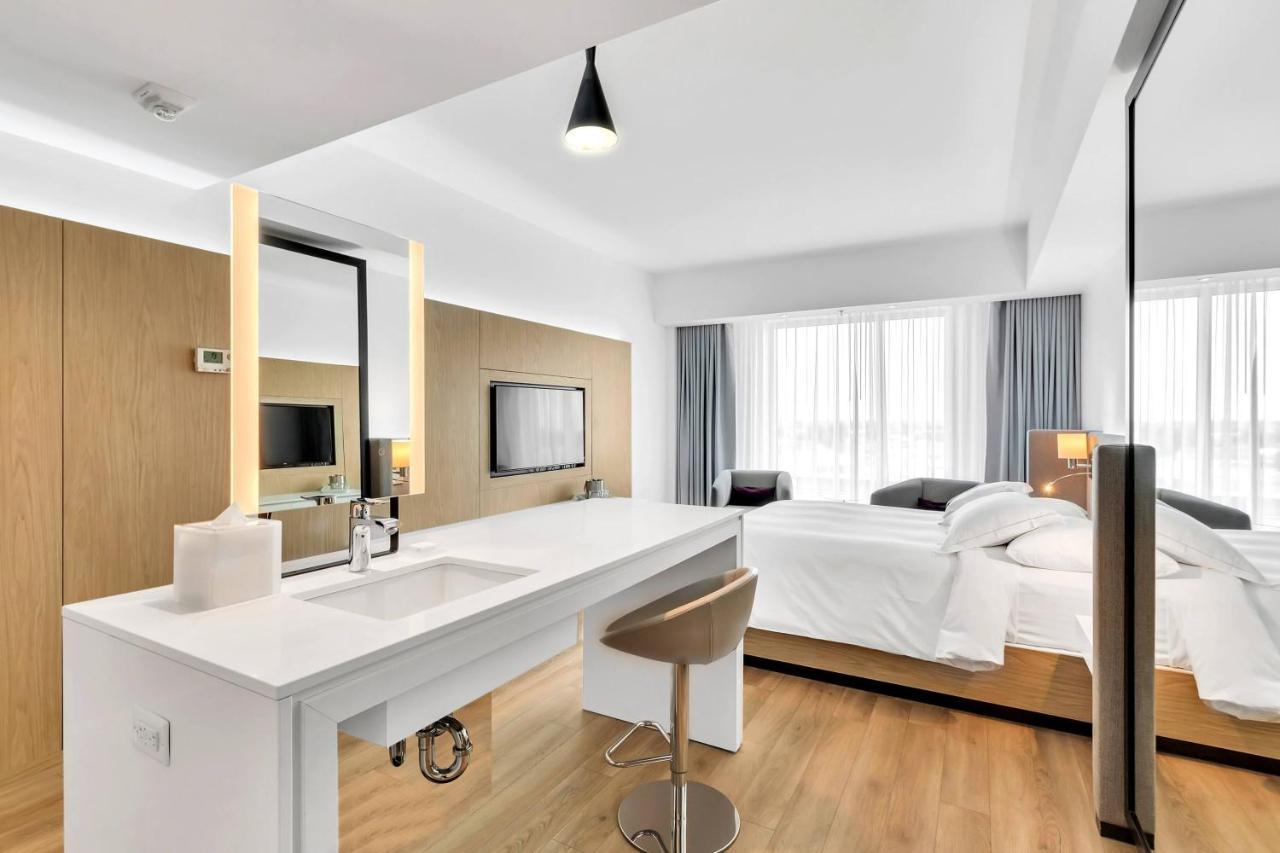 Hotel Mortagne Boucherville Kültér fotó