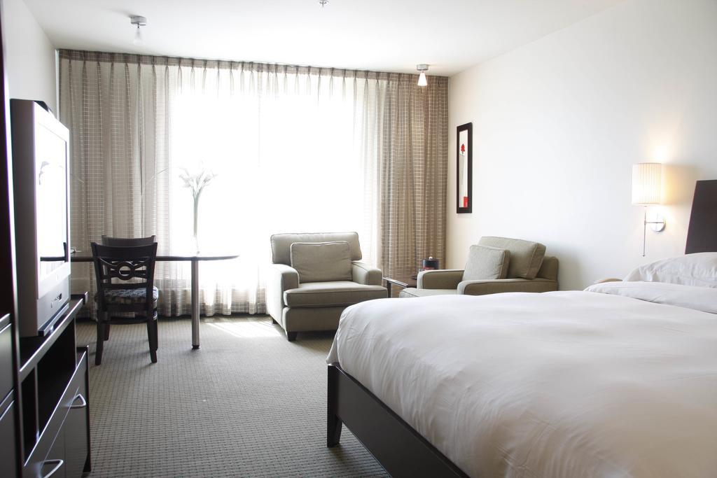 Hotel Mortagne Boucherville Kültér fotó